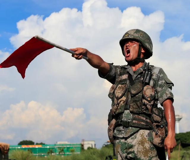 没点“关系”,就不能考军校了吗?(图1) 2020_0815_8637c954j00qf32qy0015c000hs00eym.jpg